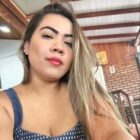 image-cliente-mulher-loira-em-casa-e-deixou-um depoimento-no-perfil-google-empresa